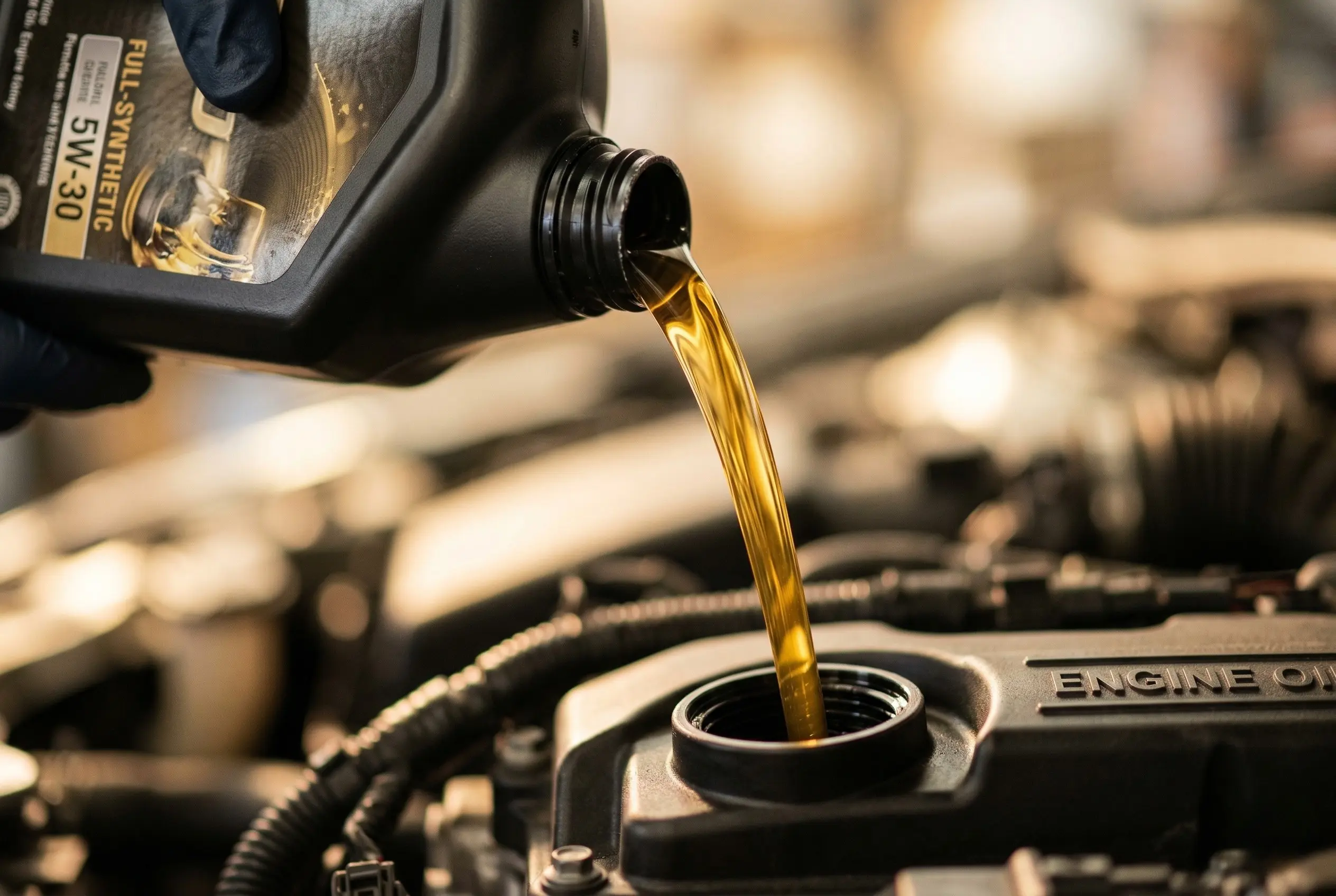 Oljebyte — Tullinge Bilteknik